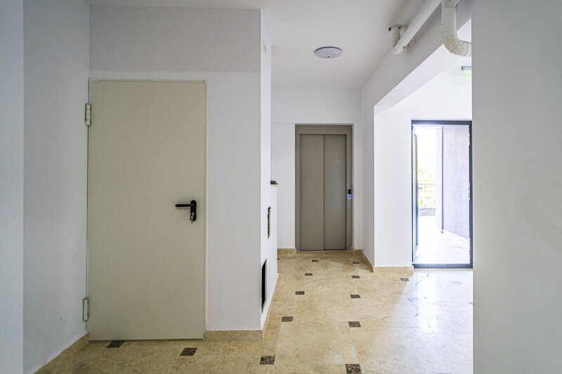 Margelelor, 2 camere 60 mp, decomandat, etaj 4,  zona de case, nou, comision 0%
